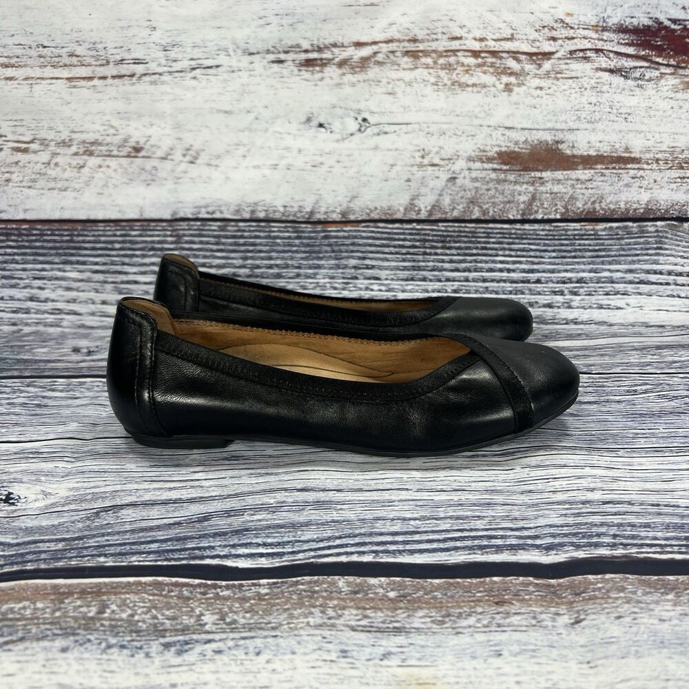 Vionic Caroll Ballet Flat Black Leather Slip On Shoes, size 7